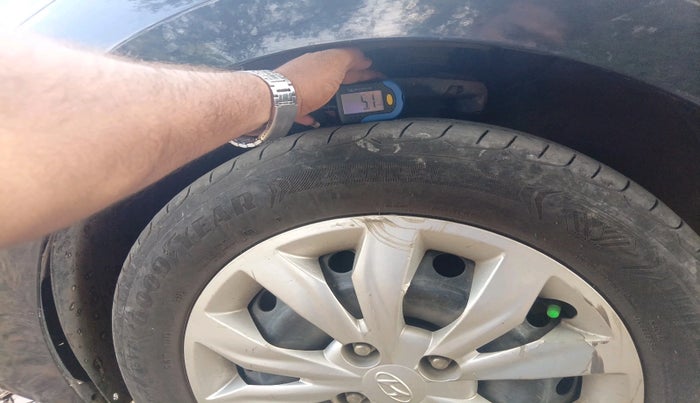 2018 Hyundai Verna 1.4 E PETROL, Petrol, Manual, 1,07,289 km, tyre