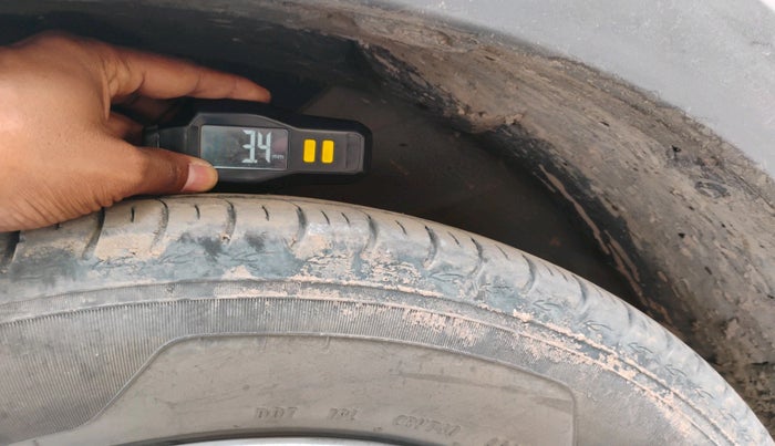 2025 Renault TRIBER RXE MT, Petrol, Manual, 22,375 km, tyre