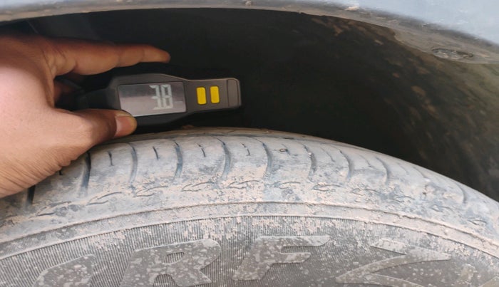 2025 Renault TRIBER RXE MT, Petrol, Manual, 22,375 km, tyre