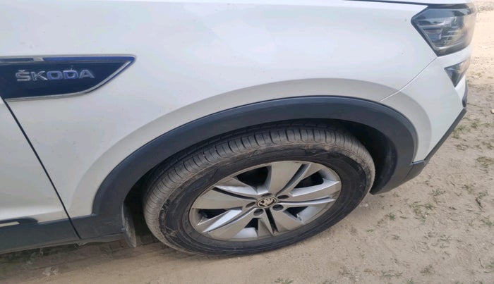 2022 Skoda KUSHAQ AMBITION 1.0L TSI MT, Petrol, Manual, 45,738 km, tyre