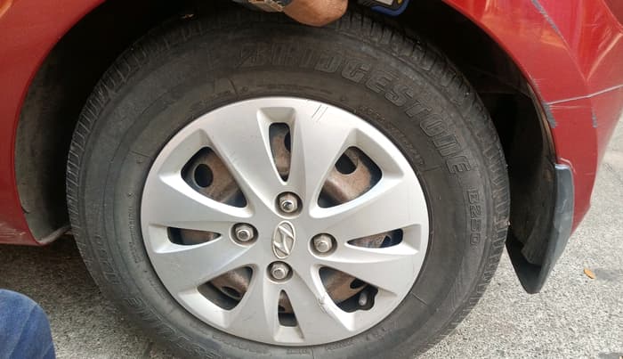 2011 Hyundai i10 MAGNA 1.2, Petrol, Manual, 1,21,067 km, tyre