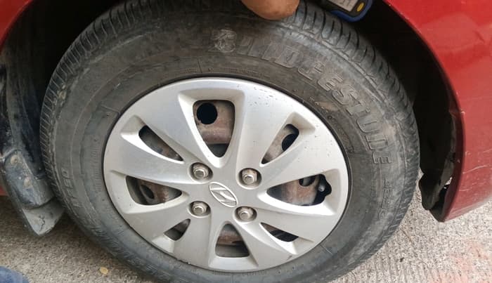 2011 Hyundai i10 MAGNA 1.2, Petrol, Manual, 1,21,067 km, tyre