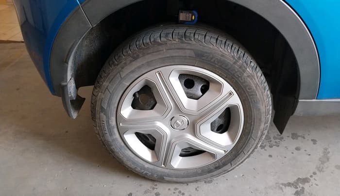 2019 Tata NEXON XM PETROL, Petrol, Manual, 12,376 km, tyre