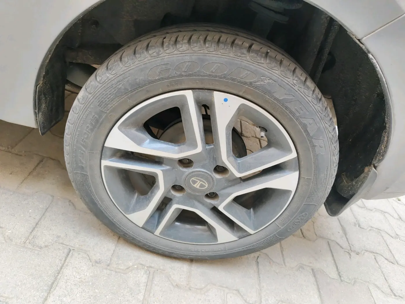 2019 Tata TIGOR XZ PLUS PETROL, Petrol, Manual, 24,114 km, tyre