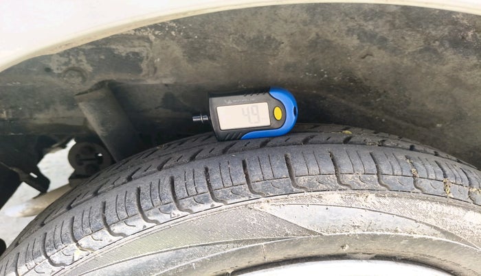 2011 Maruti Wagon R 1.0 LXI LPG, Petrol, Manual, 53,855 km, tyre