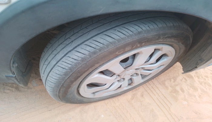 2019 Honda BR-V 1.5L I-VTEC S, Petrol, Manual, 70,768 km, tyre