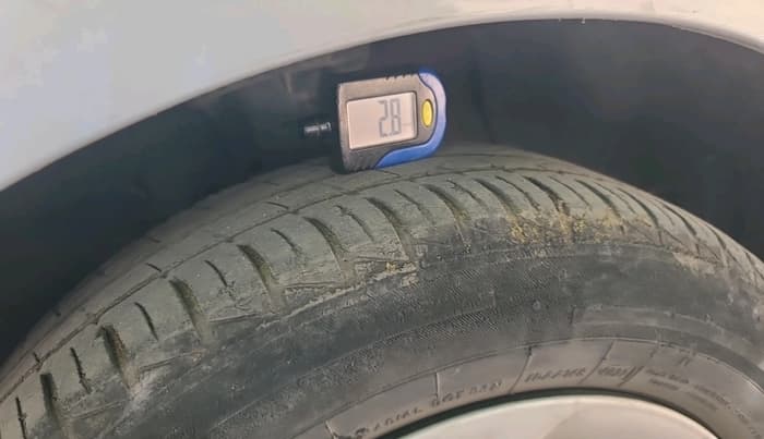 2022 Hyundai AURA S 1.2 CNG, CNG, Manual, 67,750 km, tyre