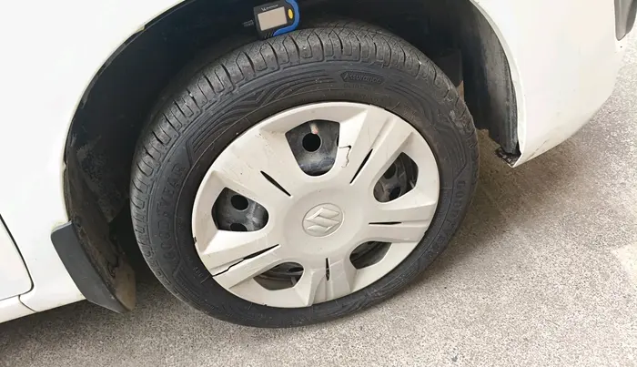 2016 Maruti Wagon R 1.0 VXI, Petrol, Manual, 26,191 km, tyre