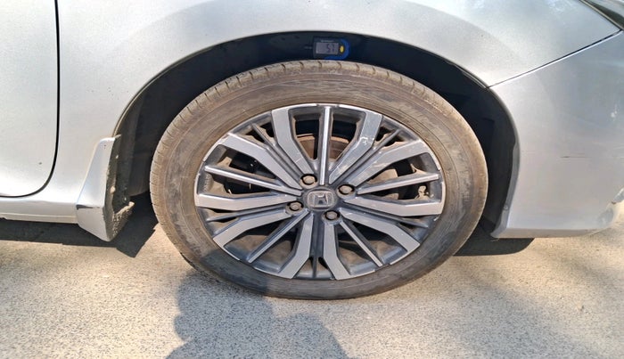 2017 Honda City 1.5L I-VTEC ZX CVT, Petrol, Automatic, 92,845 km, tyre