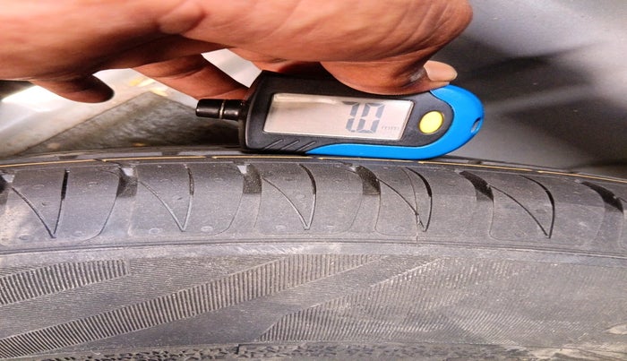 2021 MG ASTOR SAVVY 1.3 TURBO AT S RED, Petrol, Automatic, 37,277 km, tyre