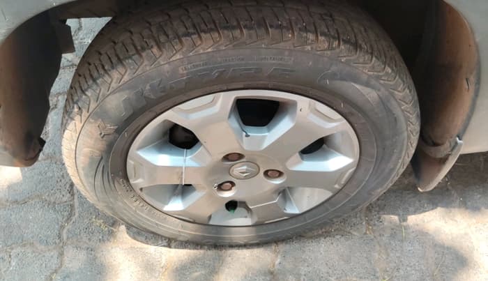 2018 Renault Kwid CLIMBER 1.0, Petrol, Manual, 63,848 km, tyre