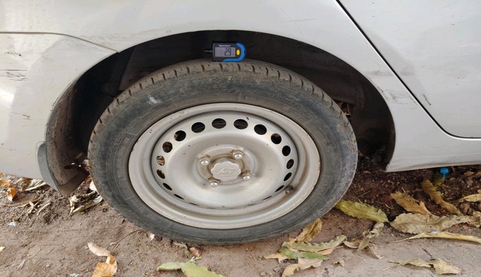 2017 Hyundai Xcent E, Petrol, Manual, 53,919 km, tyre