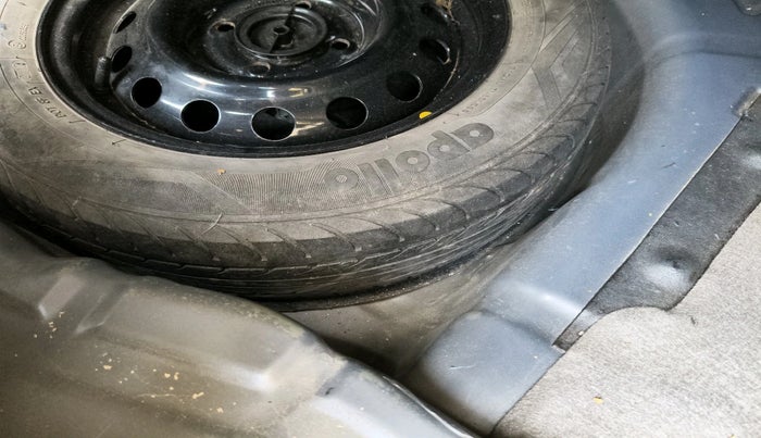 2017 Ford Figo Aspire TITANIUM1.5 DIESEL, Diesel, Manual, 1,04,488 km, tyre