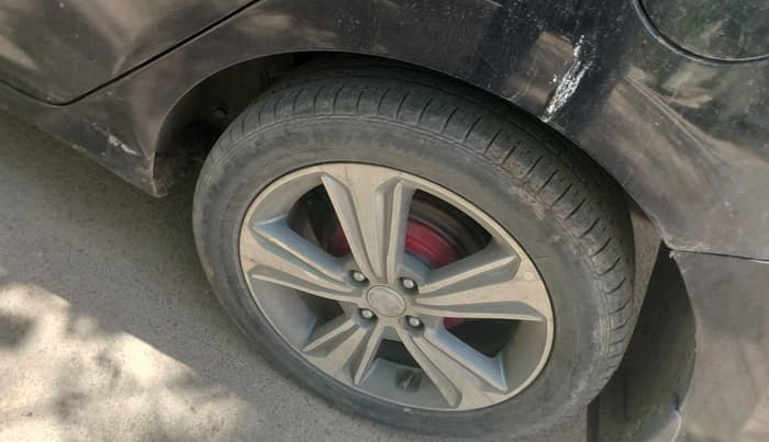 2019 Hyundai Verna 1.6 SX (O) CRDI MT, Diesel, Manual, 1,02,921 km, tyre