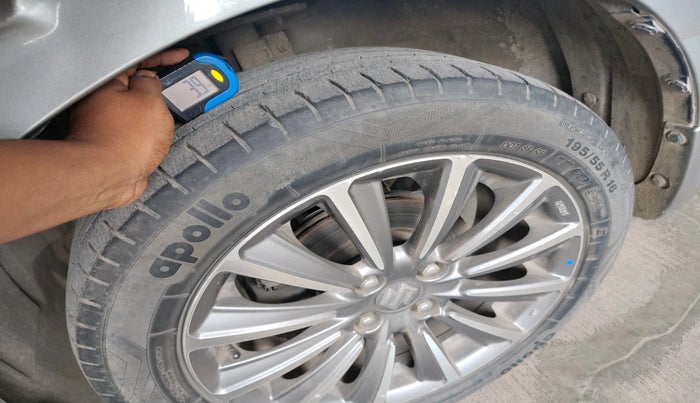 2018 Maruti Ciaz ALPHA  AT 1.5 SHVS PETROL, Petrol, Automatic, 63,119 km, tyre