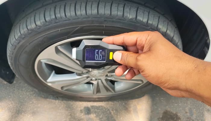 2018 Hyundai Verna 1.6 CRDI SX + AT, Diesel, Automatic, 64,584 km, tyre