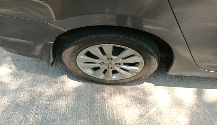 2013 Honda City 1.5L I-VTEC V MT, Petrol, Manual, 71,117 km, tyre