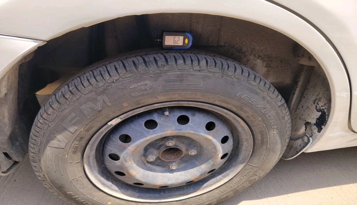 2019 Maruti Dzire VDI, Diesel, Manual, 1,05,570 km, tyre