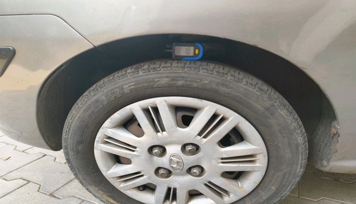 2013 Hyundai Santro Xing GLS, Petrol, Manual, 87,499 km, tyre