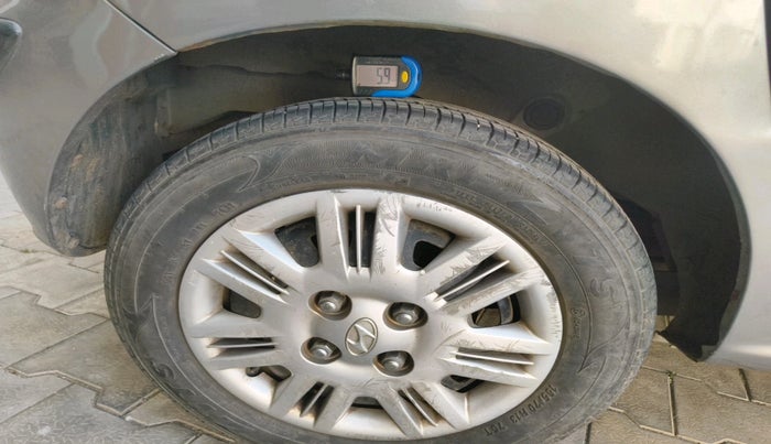 2013 Hyundai Santro Xing GLS, Petrol, Manual, 87,499 km, tyre