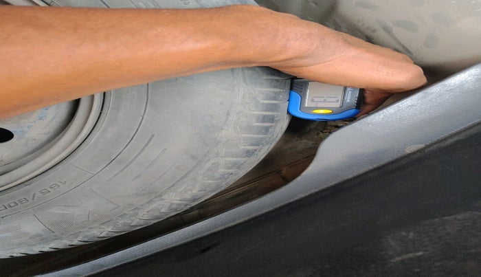 2013 Maruti Swift Dzire VDI, Diesel, Manual, 1,52,902 km, tyre