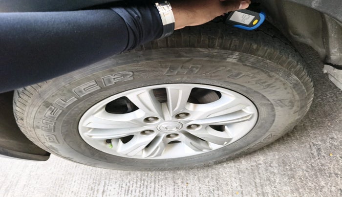 2013 Ssangyong Rexton RX7, Diesel, Automatic, 80,759 km, tyre