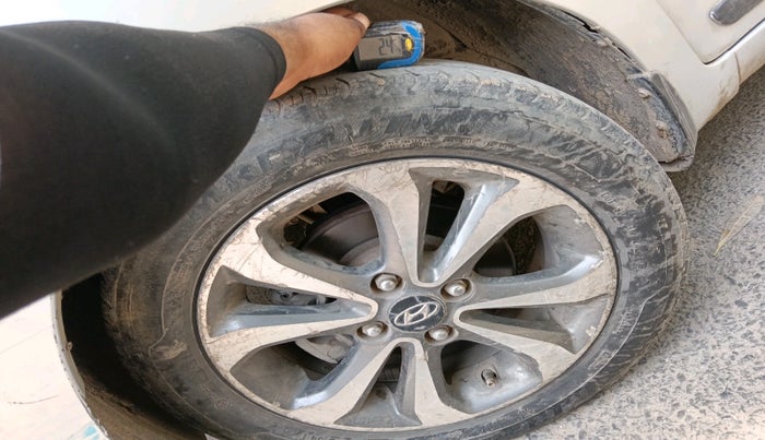 2014 Hyundai Xcent SX 1.2, CNG, Manual, 73,840 km, tyre