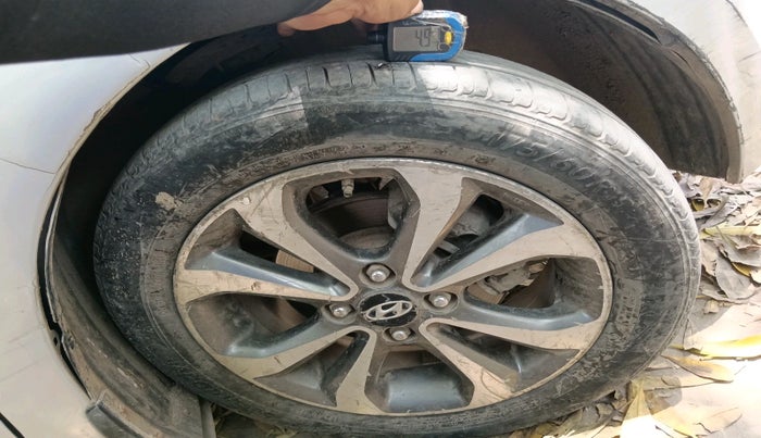 2014 Hyundai Xcent SX 1.2, CNG, Manual, 73,840 km, tyre