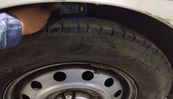 2011 Hyundai i10 ERA 1.1, Petrol, Manual, 44,648 km, tyre