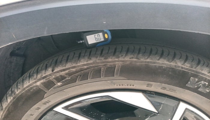 2024 KIA SONET HTK (O) 1.2 Petrol MT, Petrol, Manual, 23,686 km, tyre