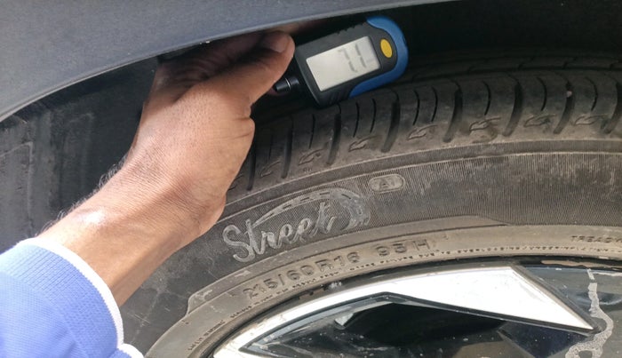 2024 KIA SONET HTK (O) 1.2 Petrol MT, Petrol, Manual, 23,686 km, tyre