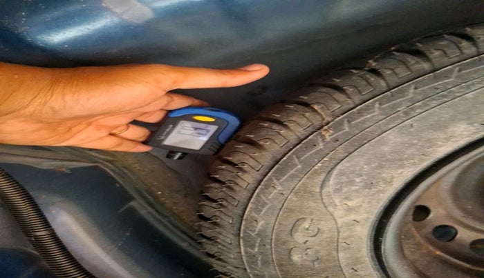 2016 Datsun Redi Go T, Petrol, Manual, 18,401 km, tyre