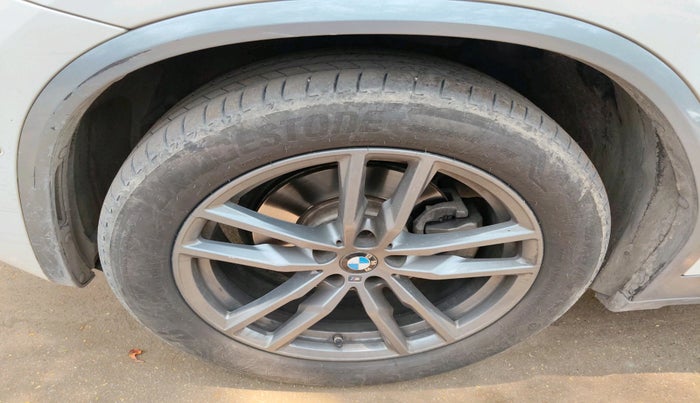 2019 BMW X4 XDRIVE 20D M SPORT X, Diesel, Automatic, 1,30,973 km, tyre