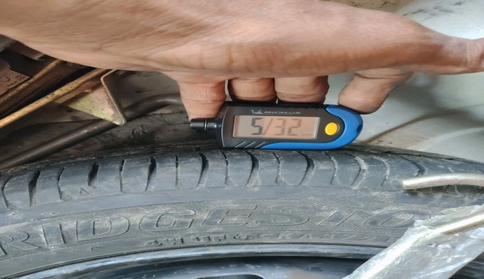 2014 Maruti Alto K10 VXI, Petrol, Manual, 95,581 km, tyre