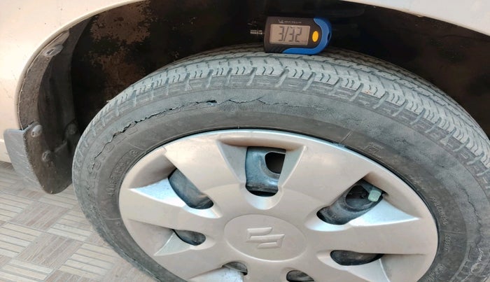 2014 Maruti Alto K10 VXI, Petrol, Manual, 95,581 km, tyre