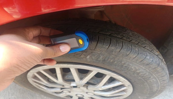 2015 Maruti Alto 800 LXI, Petrol, Manual, 74,952 km, tyre