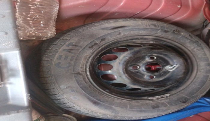 2015 Maruti Alto 800 LXI, Petrol, Manual, 74,952 km, tyre