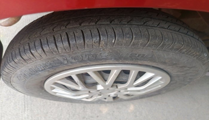 2015 Maruti Alto 800 LXI, Petrol, Manual, 74,952 km, tyre