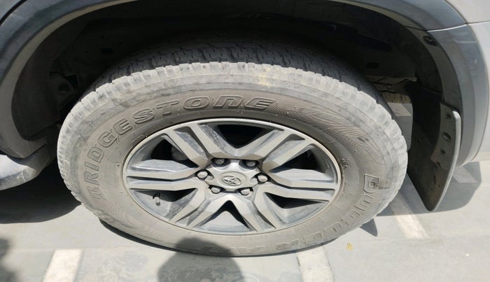 2019 Toyota Fortuner 2.8 4X2 AT, Diesel, Automatic, 46,699 km, tyre