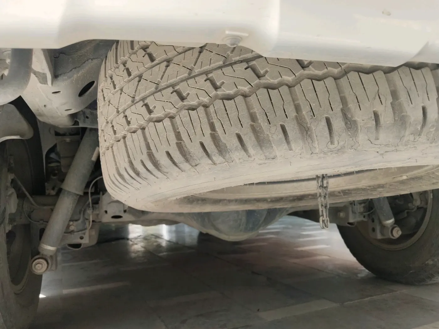2019 Toyota Fortuner 2.8 4X2 AT, Diesel, Automatic, 46,699 km, tyre