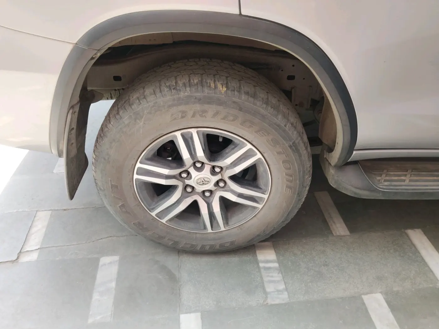 2019 Toyota Fortuner 2.8 4X2 AT, Diesel, Automatic, 46,699 km, tyre