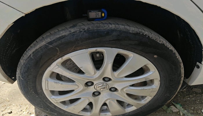 2015 Maruti Baleno ALPHA DIESEL 1.3, Diesel, Manual, 95,458 km, tyre