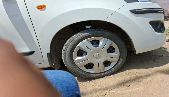 2018 Maruti Wagon R 1.0 VXI, Petrol, Manual, 40,829 km, tyre