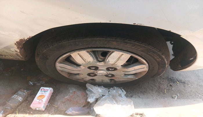 2007 Hyundai Santro Xing XL, Petrol, Manual, 1,11,356 km, tyre