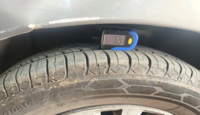 2013 Chevrolet Sail 1.2 LS ABS, Petrol, Manual, 1,01,505 km, tyre