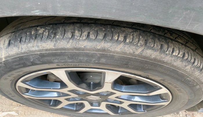 2023 Maruti XL6 ALPHA AT, Petrol, Automatic, 29,701 km, tyre