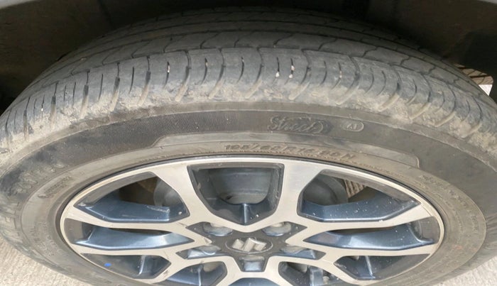 2023 Maruti XL6 ALPHA AT, Petrol, Automatic, 29,701 km, tyre