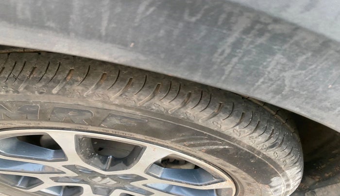 2023 Maruti XL6 ALPHA AT, Petrol, Automatic, 29,701 km, tyre