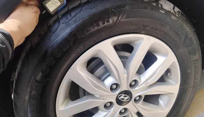 2018 Hyundai Creta SX 1.6 DIESEL, Diesel, Manual, 1,25,335 km, tyre