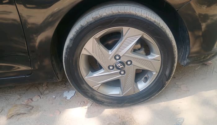 2022 Hyundai Verna S PLUS 1.5 VTVT, Petrol, Manual, 59,335 km, tyre